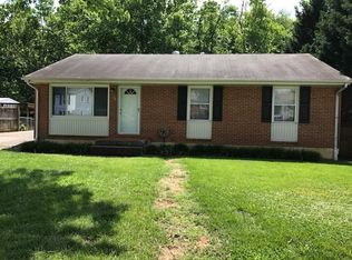380 Clubhouse Dr, Roanoke, VA 24019