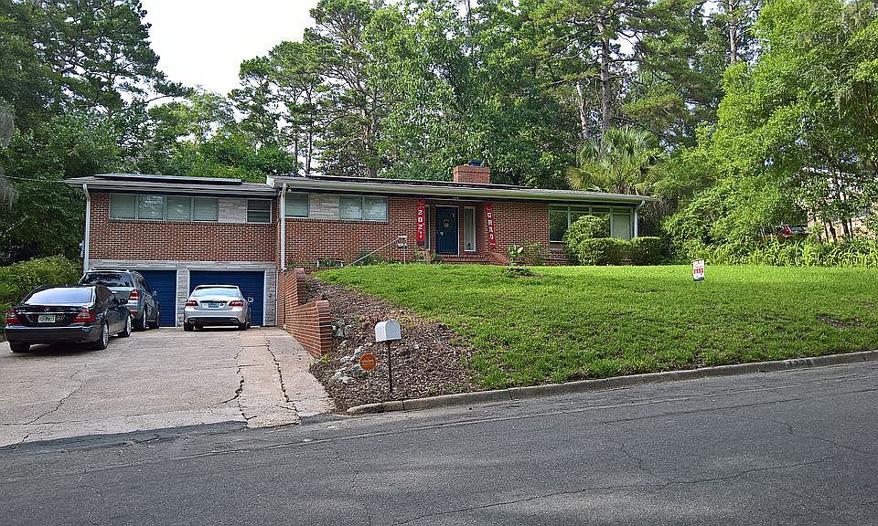 1st image of 1228 Cherokee Dr