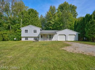 13396 Nichols Rd, Montrose, MI 48457