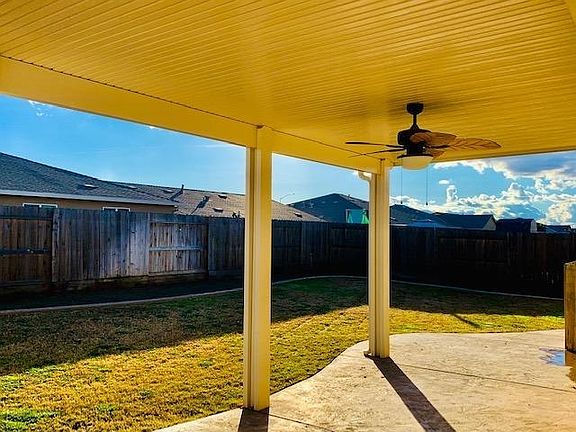 3rd image of 5574 E Eugenia Ave