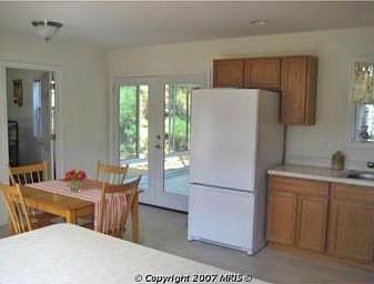 Bright and Airy Kitchen