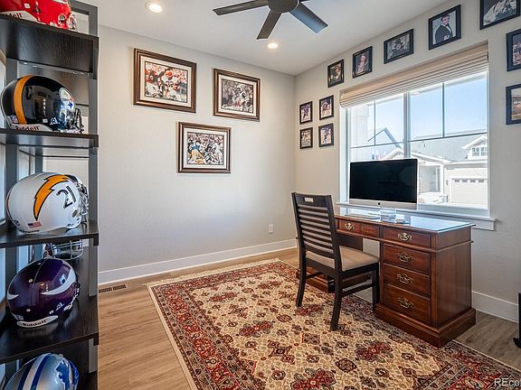 3rd image of 52 Simmental Loop