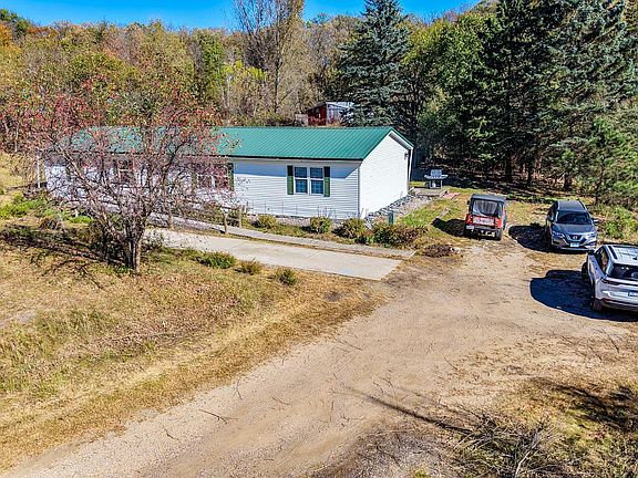4th image of 29284 McHugh Rd