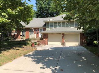 11804 W 53rd St, Shawnee, KS 66203