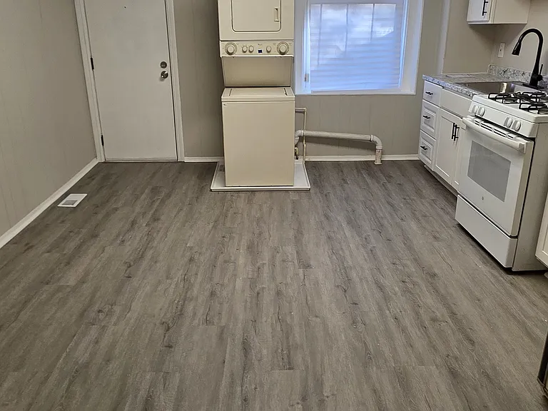 1804 N Wolfe St — Photo 9
