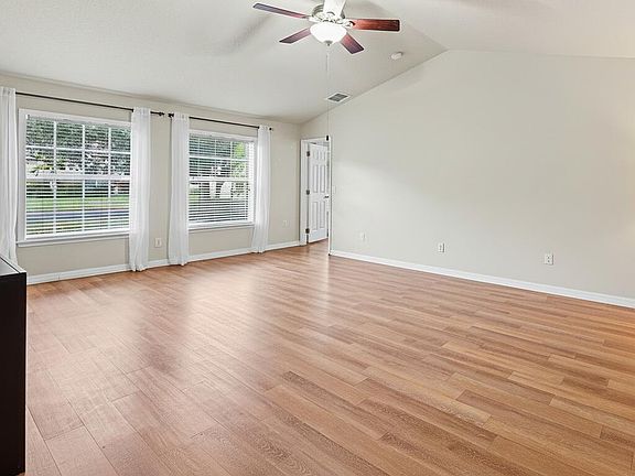 5th image of 1923 Windbrook Dr SE