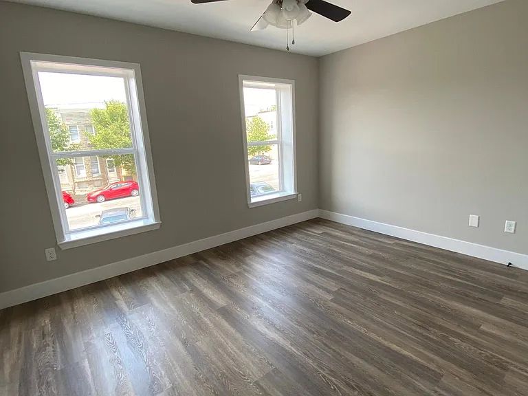 3449 Chestnut Ave #B — Photo 4