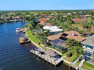 1905 Harbour Cir, Cape Coral, FL 33914