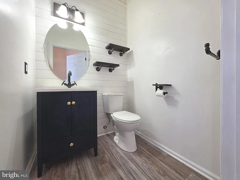 109 Masters Ln — Photo 36