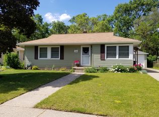 949 Walcott St SW, Wyoming, MI 49509
