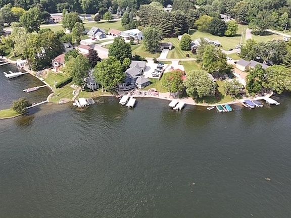 2nd image of 690 Spring Beach Rd