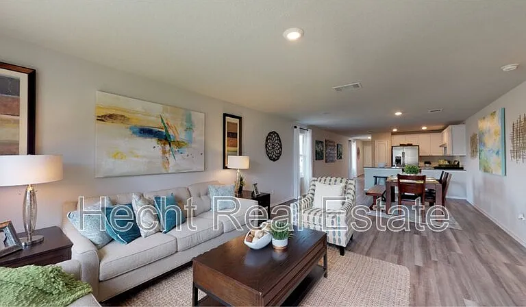 9269 James Bowie — Photo 4