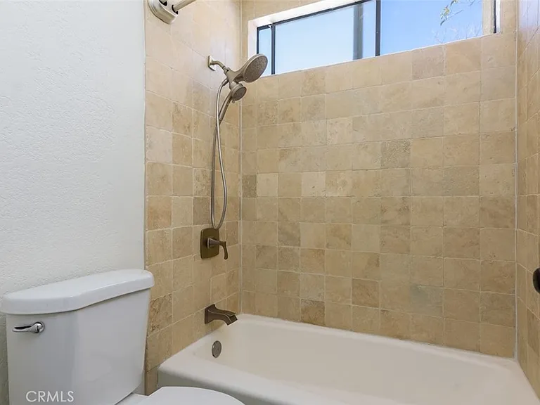 3333 Primera Ave #B — Photo 19
