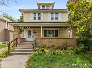 916 Ardmore St SE, Grand Rapids, MI