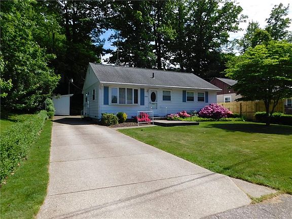 3rd image of 1715 W 31st St