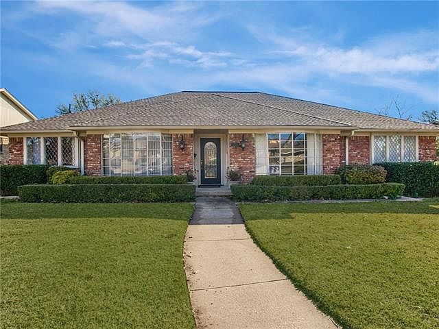1st image of 9324 Coral Cove Dr
