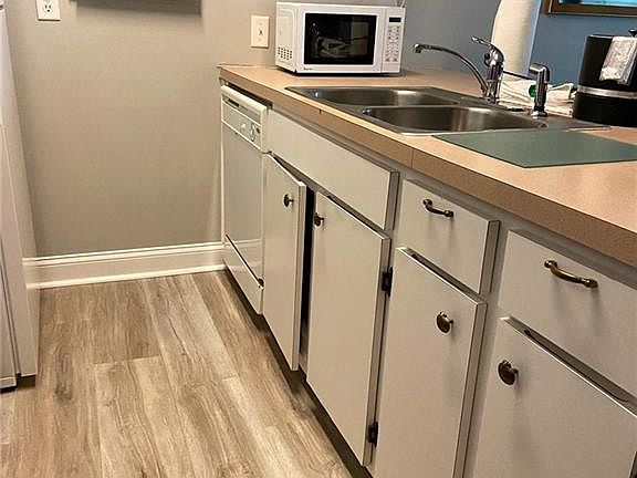 5th image of 1175 N Beachview Dr #257