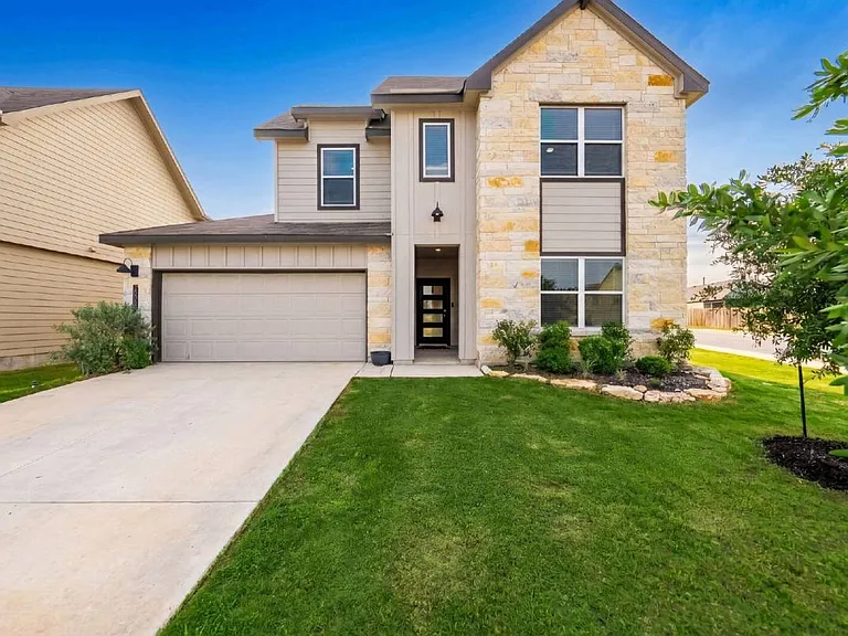 20895 Rindle Ln — Photo 2