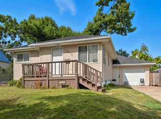 1618 13th Ave SE, Cedar Rapids, IA 52401