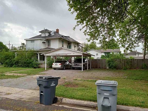 3rd image of 502 NW Arlington Ave