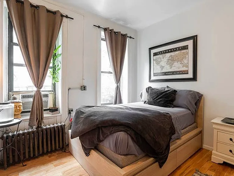 111 Mac Dougal St #4 — Photo 3