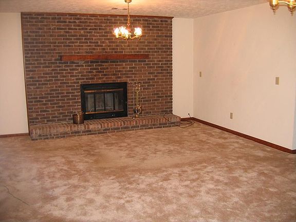 Living Room w/ Fireplace