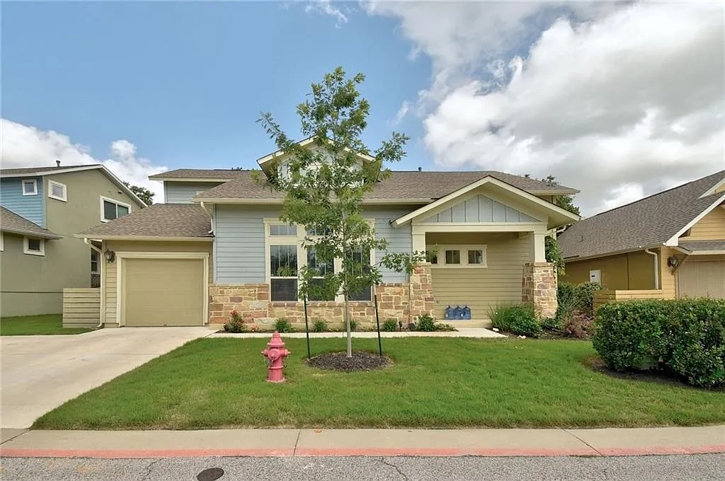 Building Photo - 710 Arrow Point Dr #17