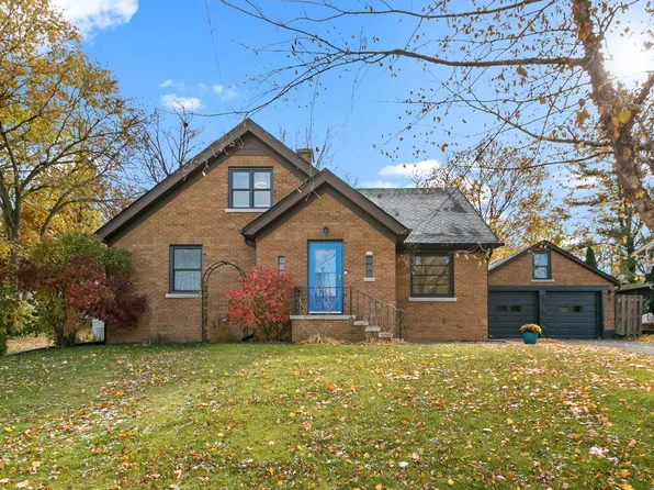 539 Hibbard St, Columbus, WI 53925