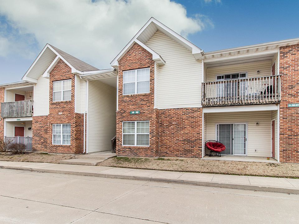 1st image of 29 N Cedar Lake Dr W APT 105