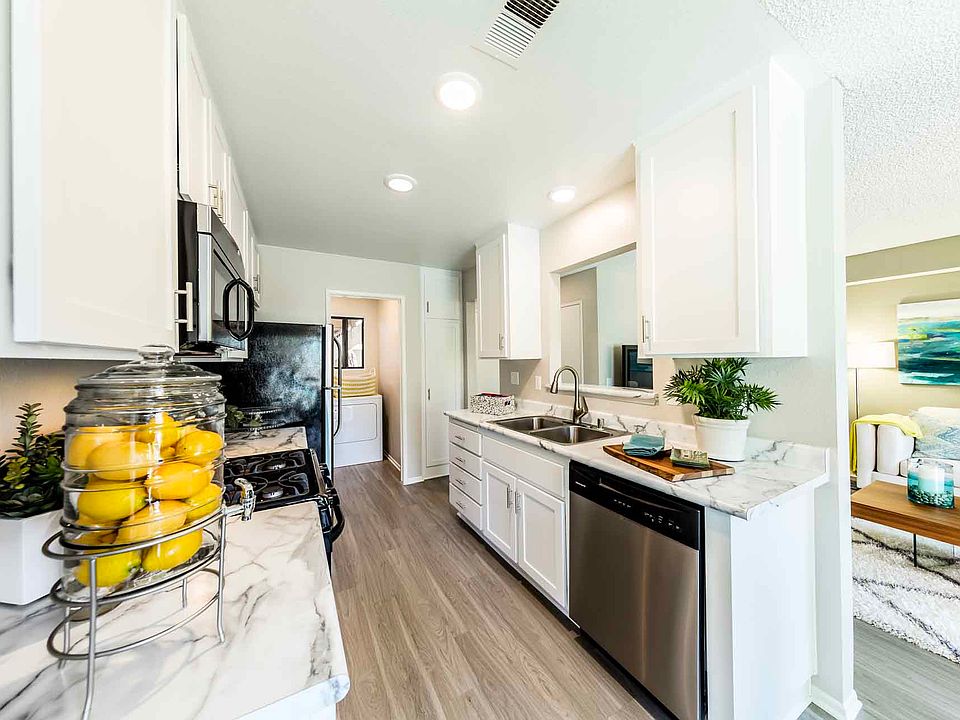 1st image of 25421 Alta Loma #1076