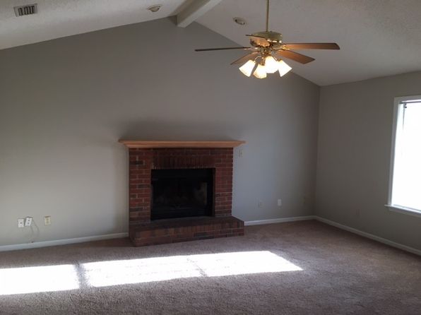 4112 Clay Dr