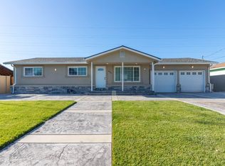 973 E Alameda St, Manteca, CA 95336