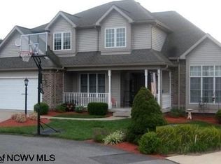 4063 Southridge Dr, Morgantown, WV 26501
