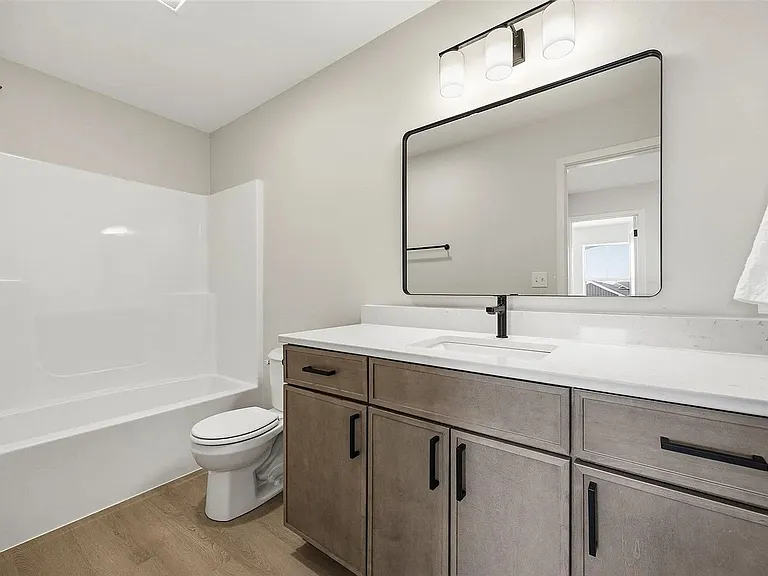 8704 Eddie Dr SW #A — Photo 15