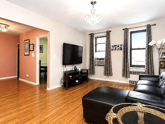 3rd image of 2229 Knapp St APT 4F