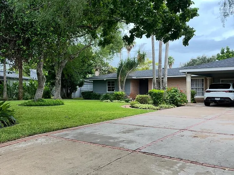 465 Calle Retama — Photo 4