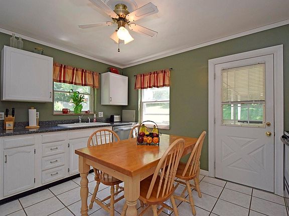 5th image of 3088 Crestmoor Ln