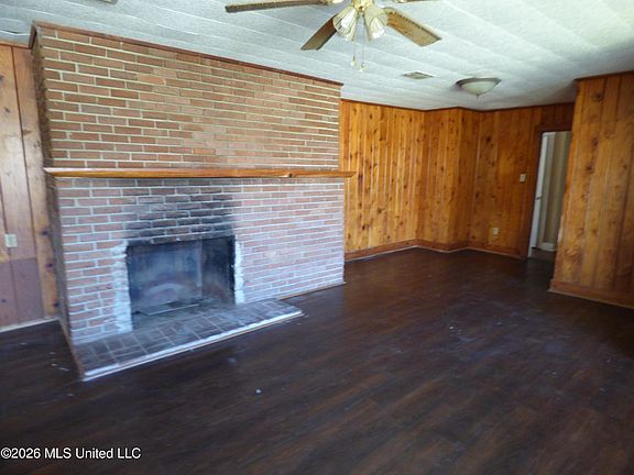 4th image of 2228 Old Red Star Dr NW