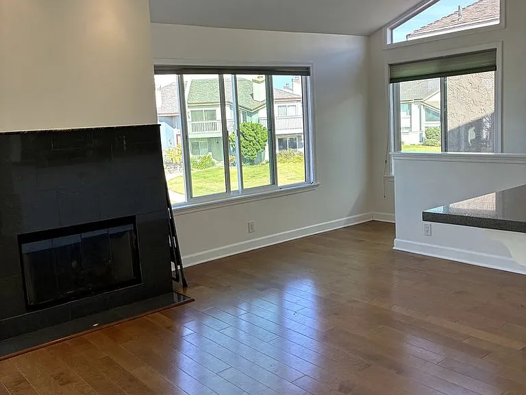 3853 Sunset Ln — Photo 9