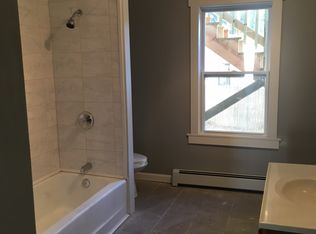 9 Garland St, Bangor, ME 04401