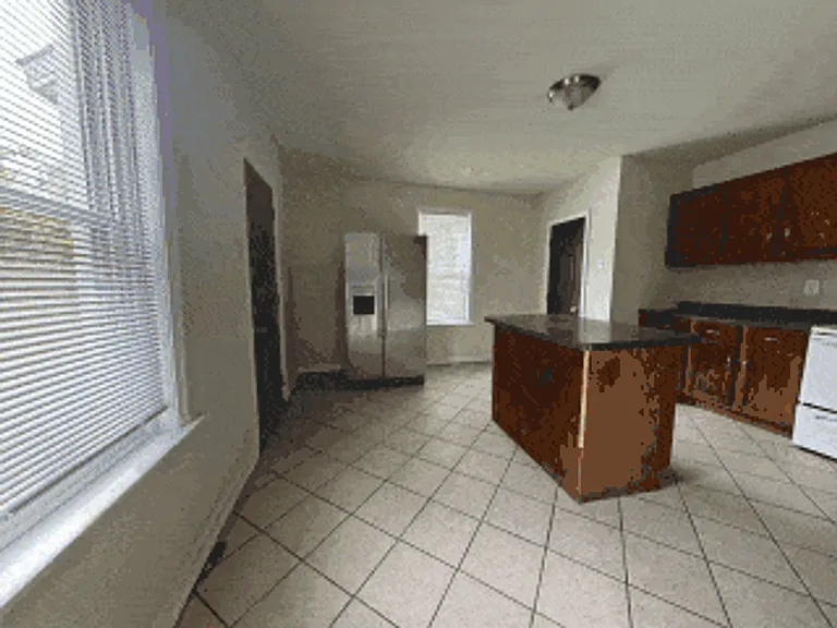 461 E Haines St — Photo 14