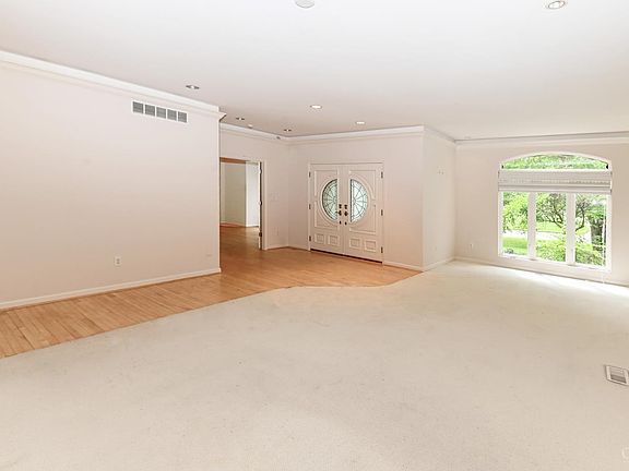 5th image of 11468 Brittany Woods Ln