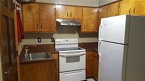 2nd image of 218-20 W Saint Mary Dr