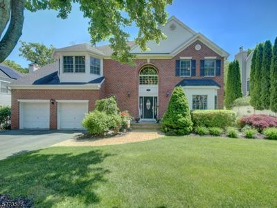 16 Lazarus Dr, Ledgewood, NJ, 07852