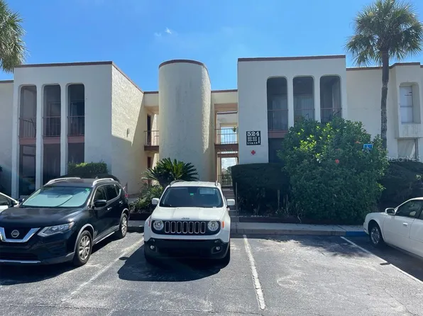 524 Orange Dr APT 11, Altamonte Springs, FL 32701