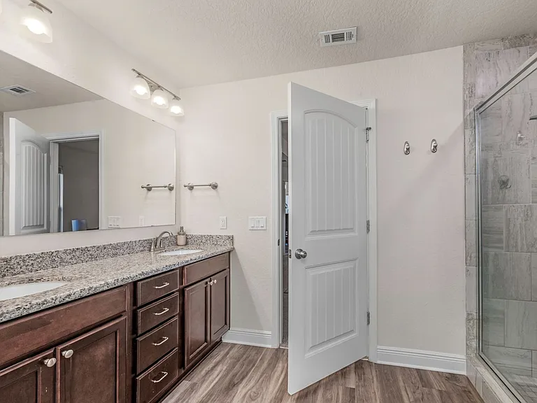5101 Peach Dr — Photo 23