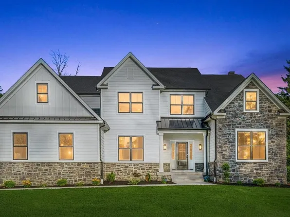 688 Cathcart Rd, Blue Bell, PA 19422