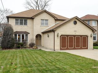 8648 W Sunset Rd, Niles, IL 60714