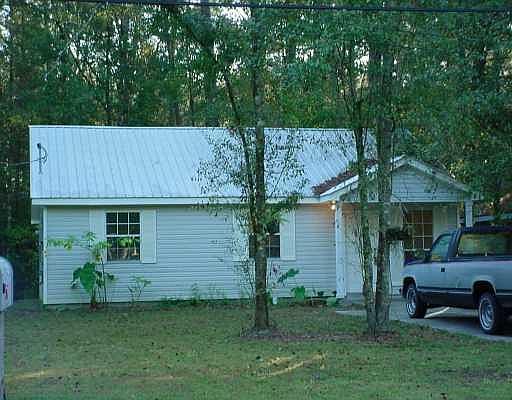 1st image of 920 Magnolia St