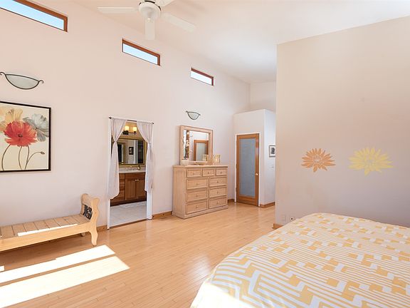 5th image of 1131 Moana Dr